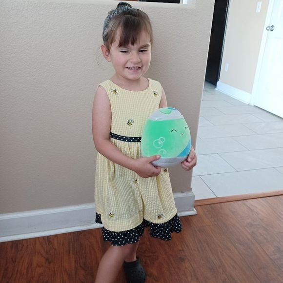 LIKE THIS LISTING TO BE NOTIFIED OF LIVE - Picture 4 of 10